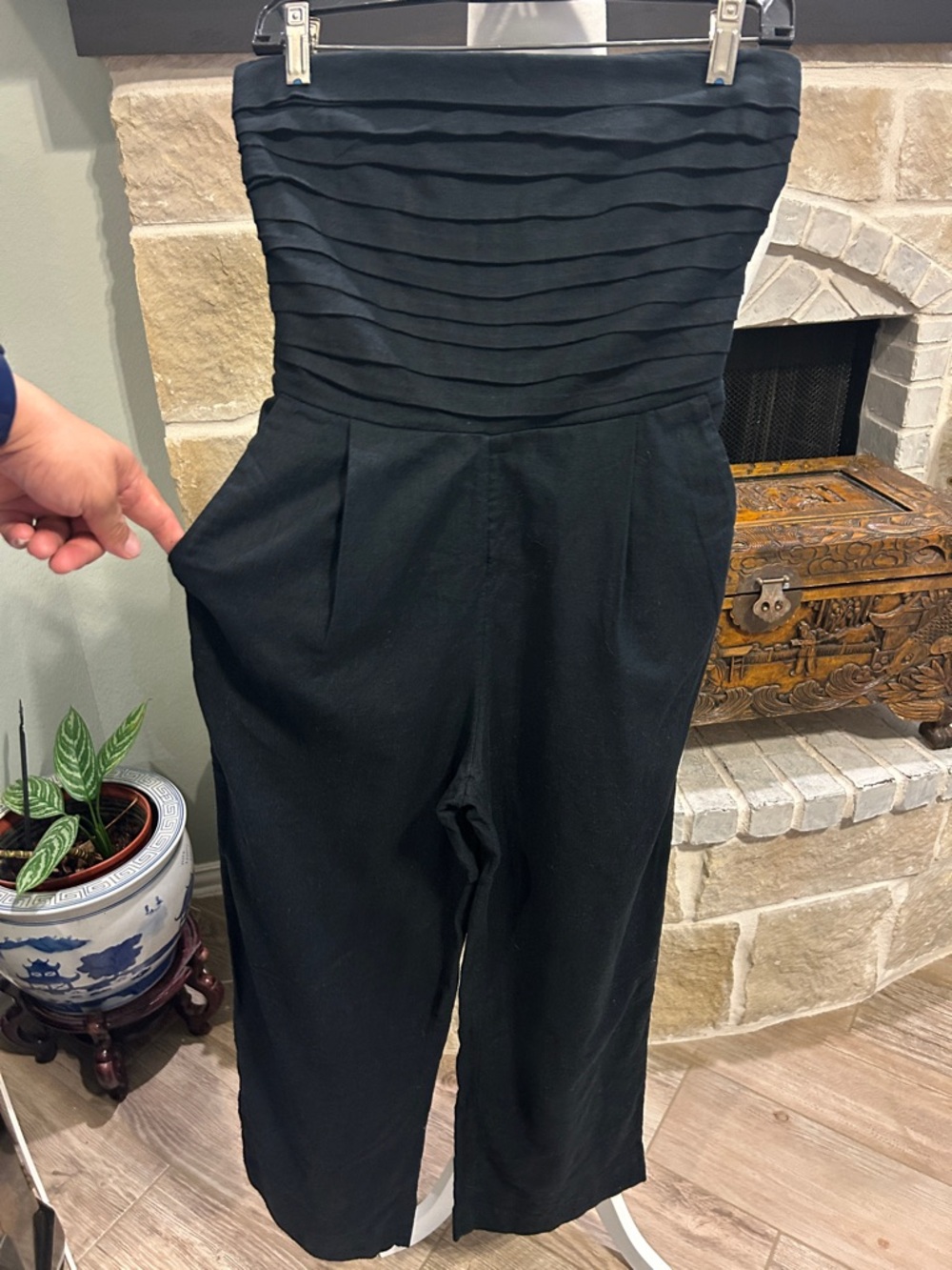 Abercrombie & Fitch Black Strapless Wide-Leg Jumpsuit- Linen and Cotton Blend - Picture 3 of 16